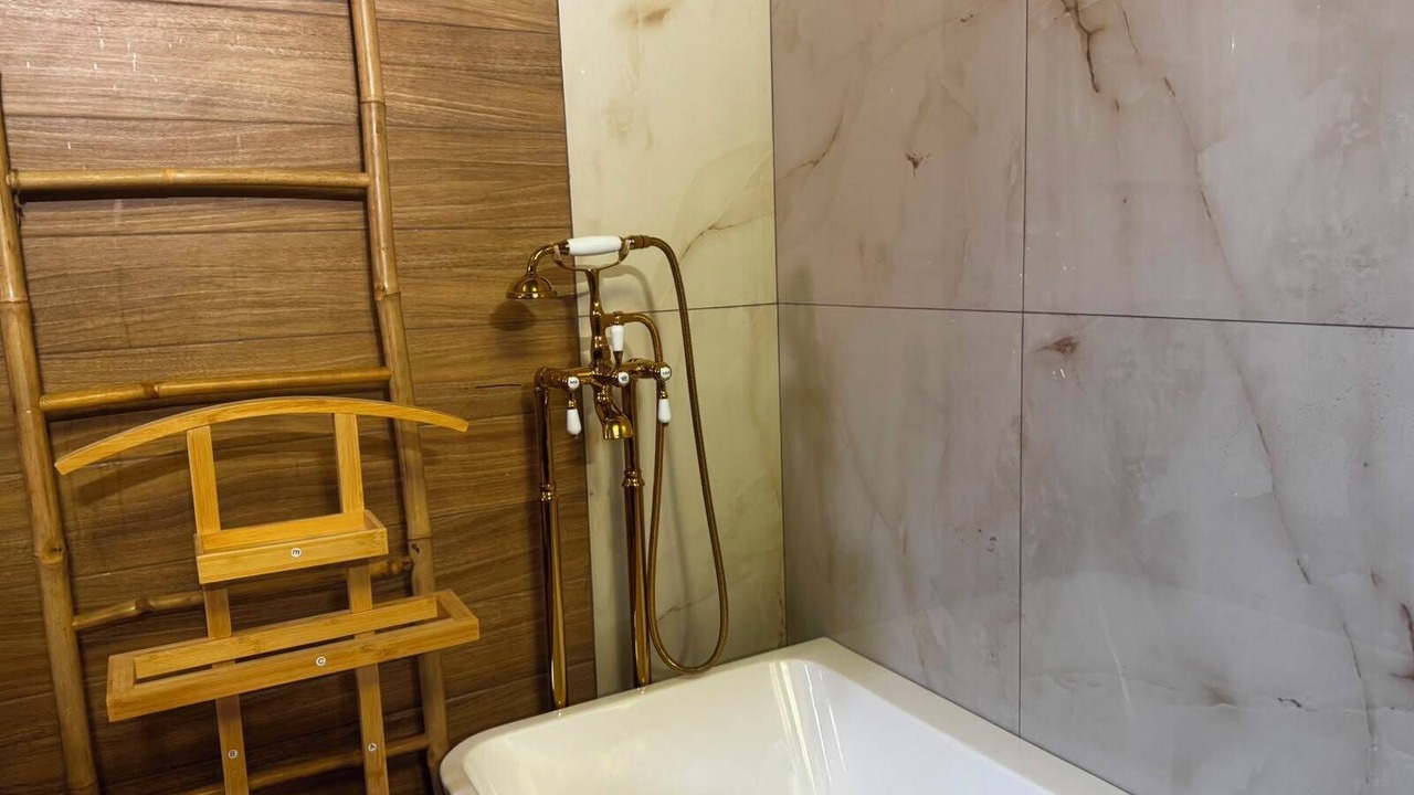 Photo of Bathroom in Golem