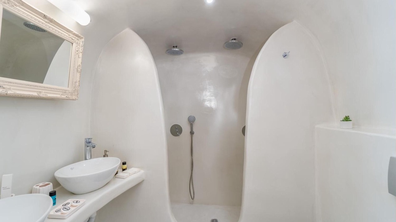 Photo of Bathroom in Karterados
