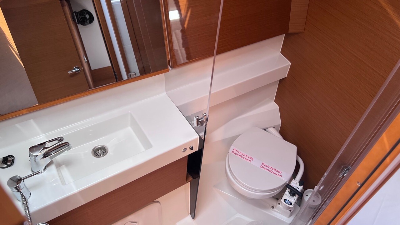 Photo of Bathroom in Loutraki
