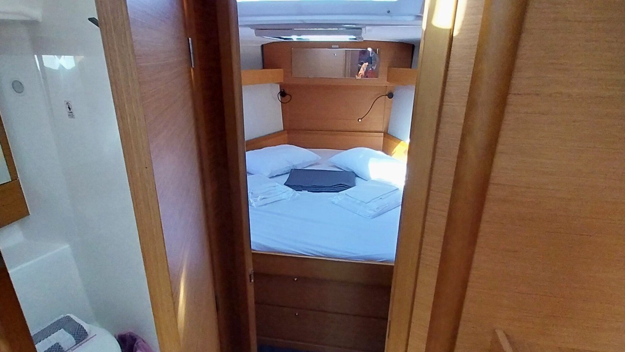 Photo of Bedroom in Volos City Centre