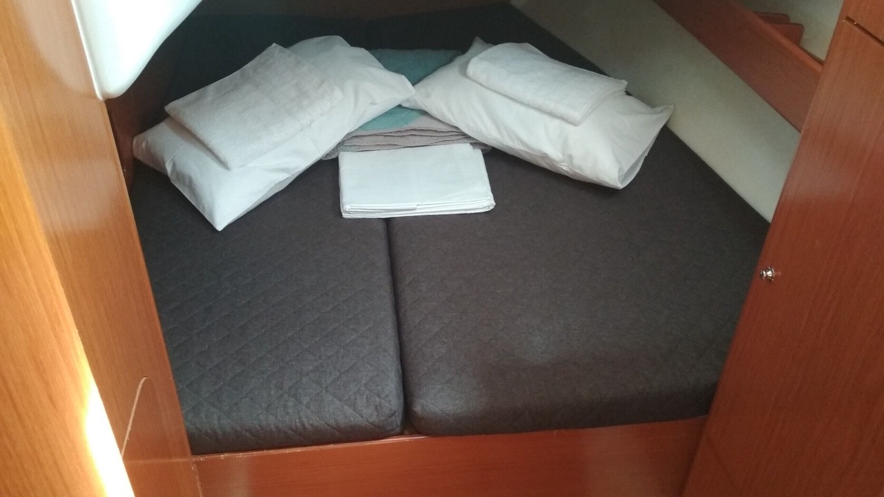 Photo of Bedroom in Volos City Centre