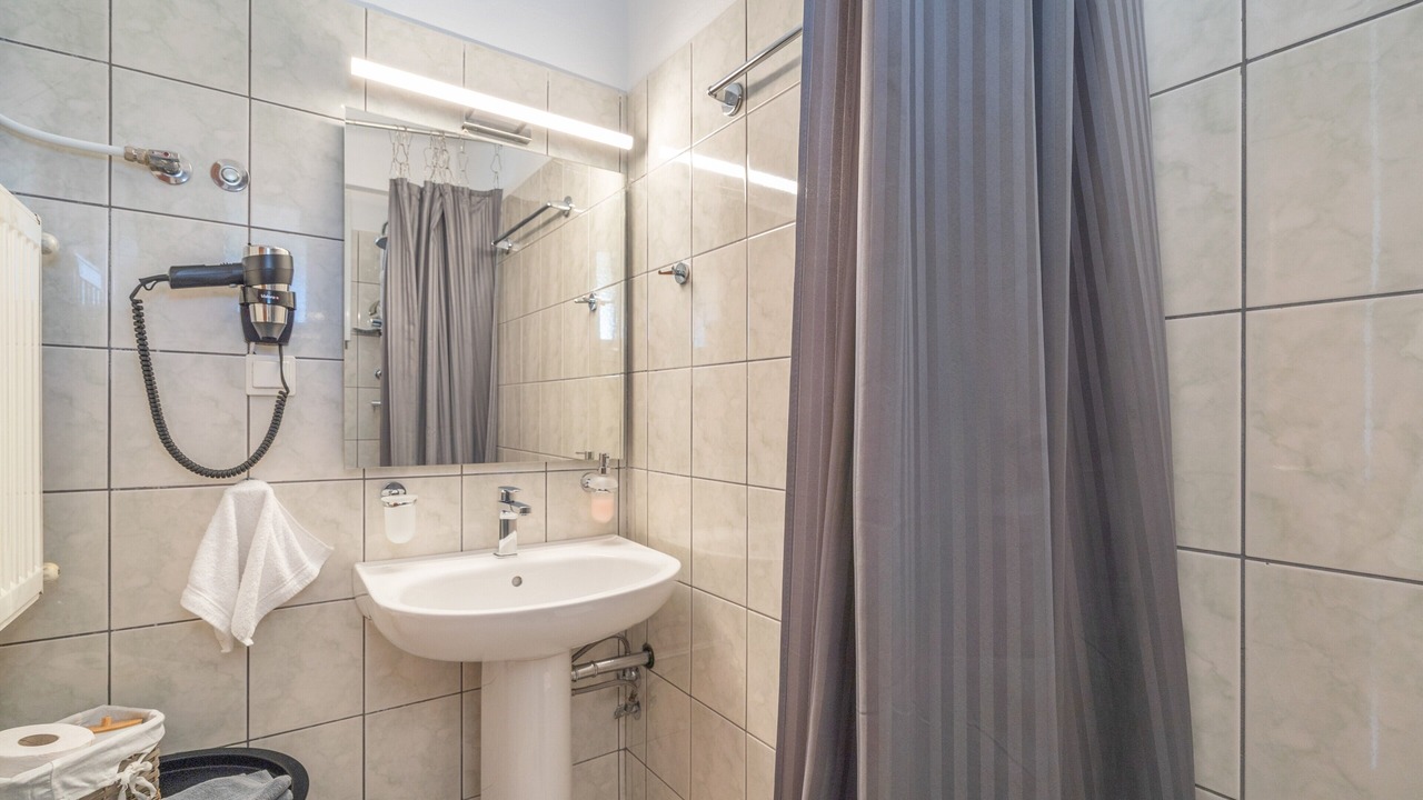 Photo of Bathroom in Mesolongi