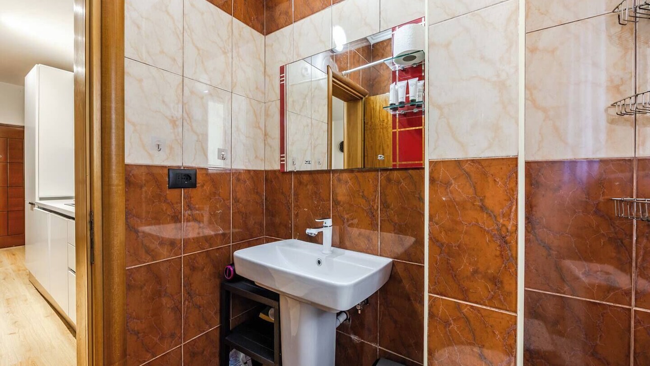 Photo of Bathroom in Golem