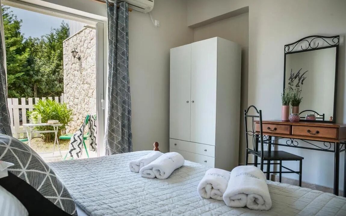 Photo of Bedroom in Skala