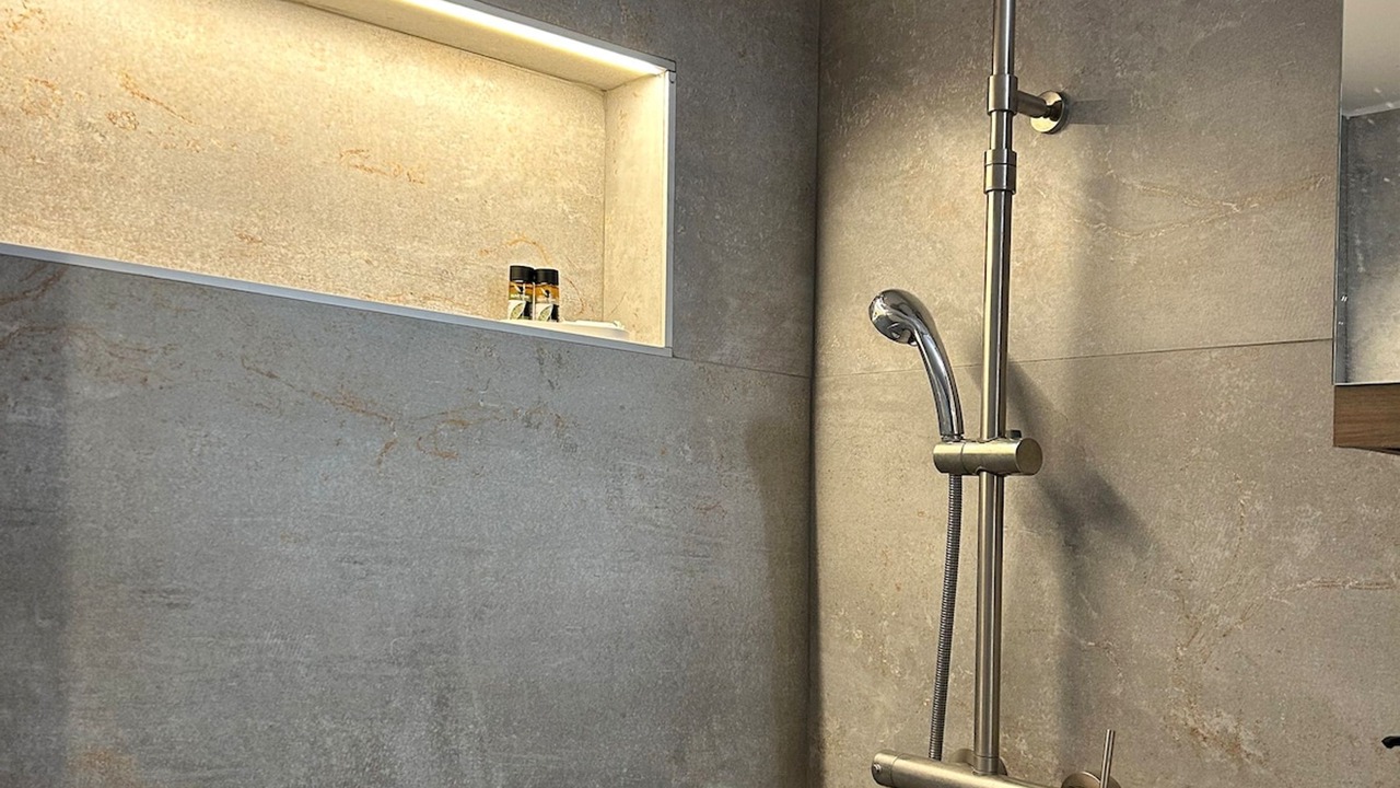 Photo of Bathroom in Elliniko-Argyroupoli