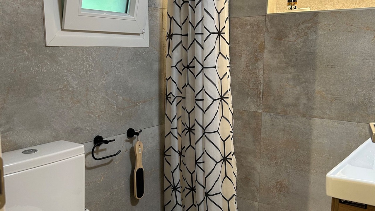 Photo of Bathroom in Elliniko-Argyroupoli