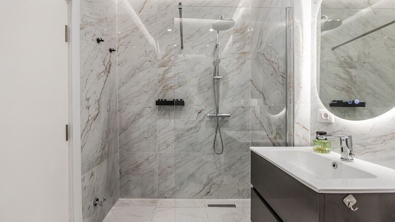 Photo of Bathroom in Golem