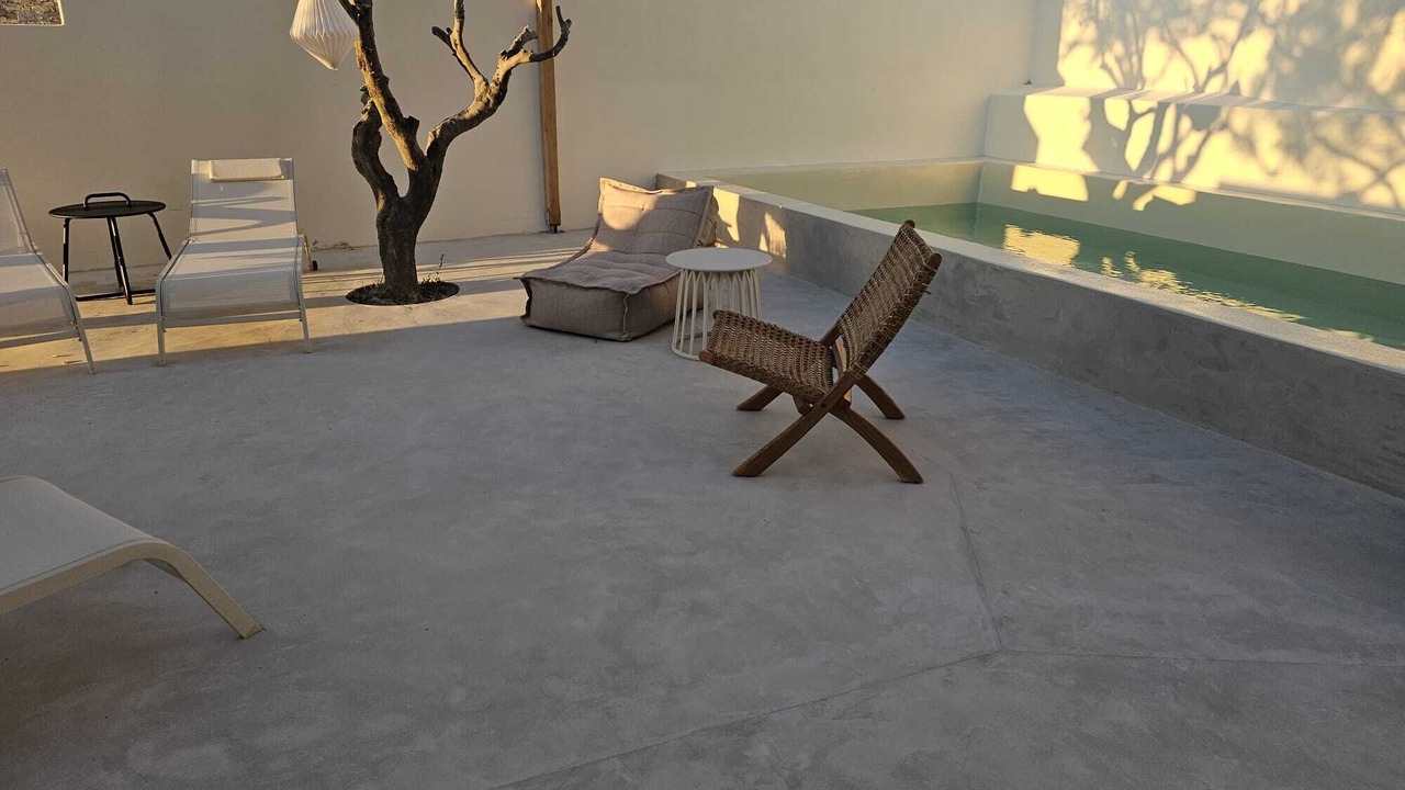Photo of Outdoor in Azolimnos