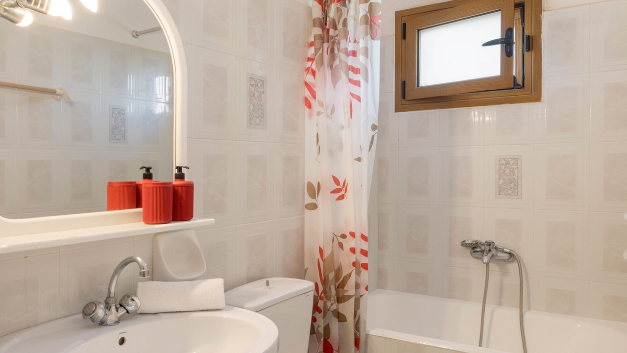 Photo of Bathroom in Lakithra