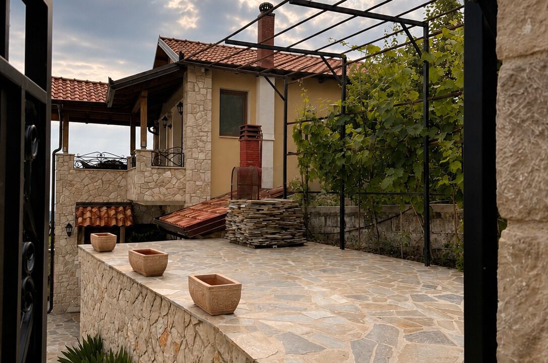 Photo of Patio Balcony in Kruje