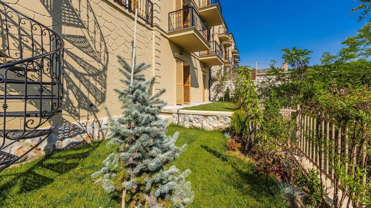 Photo of Outdoor in Korce