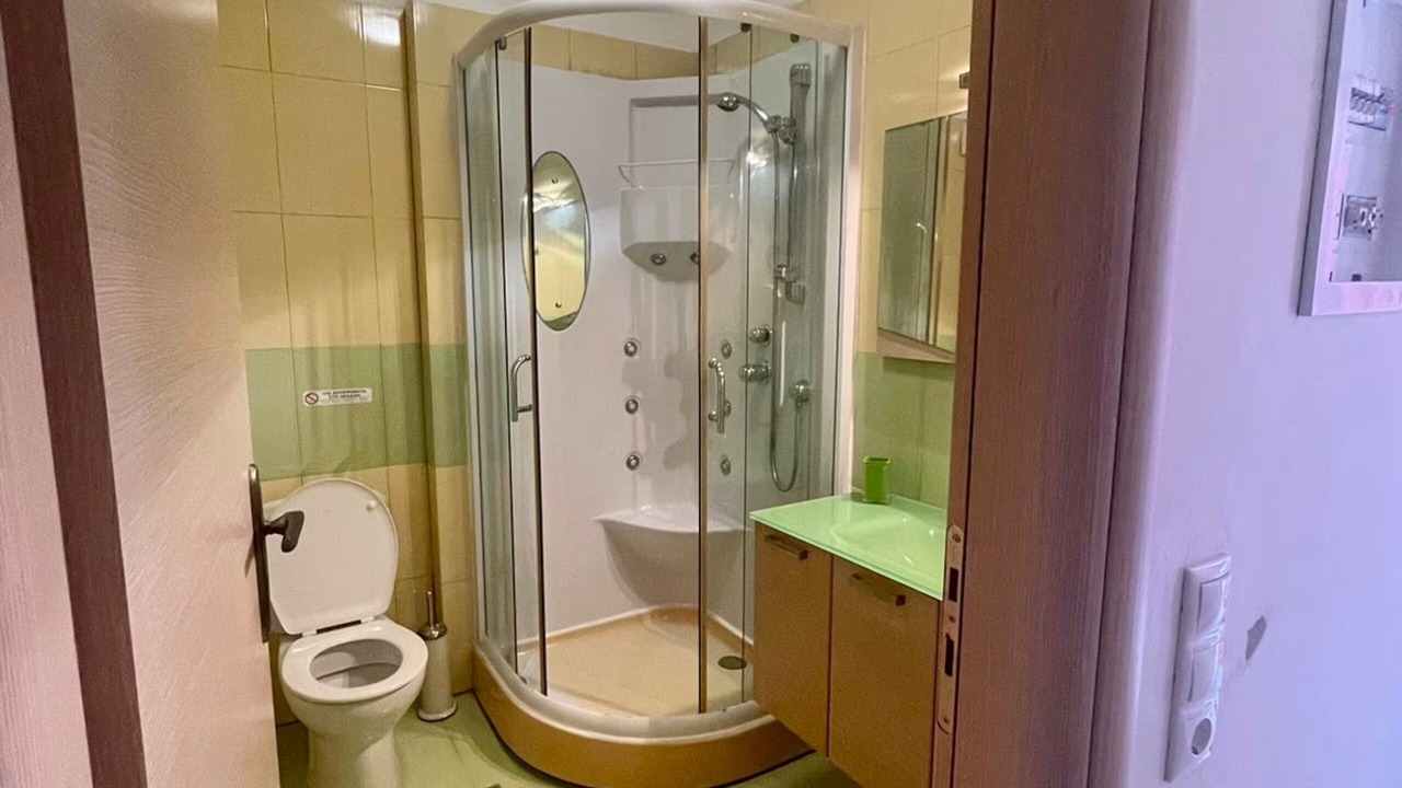 Photo of Bathroom in Plepi