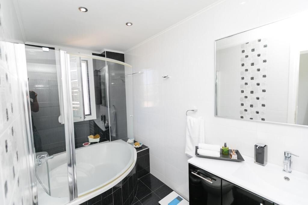 Photo of Bathroom in Pigianos Kampos