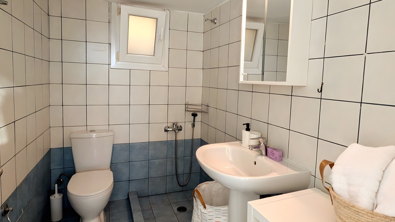 Photo of Bathroom in Kea
