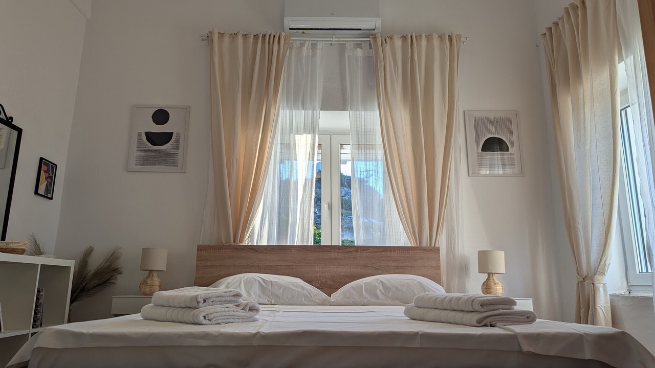 Photo of Bedroom in Kea