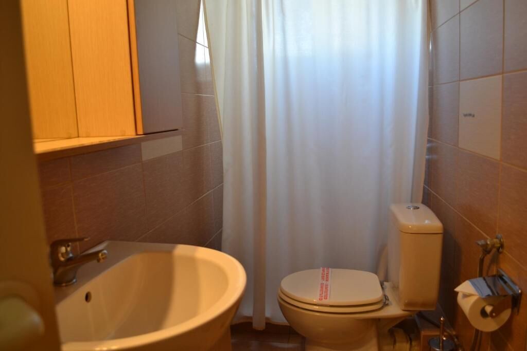 Photo of Bathroom in Marousi