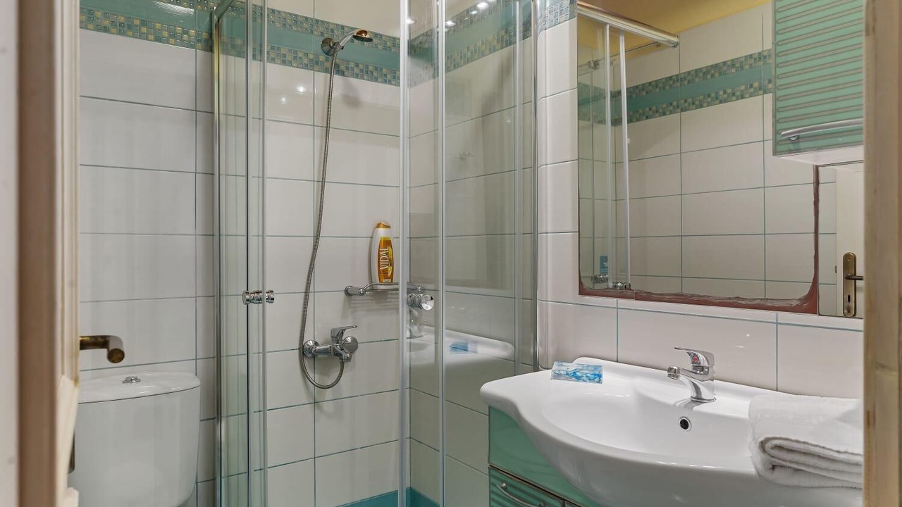 Photo of Bathroom in Plaka