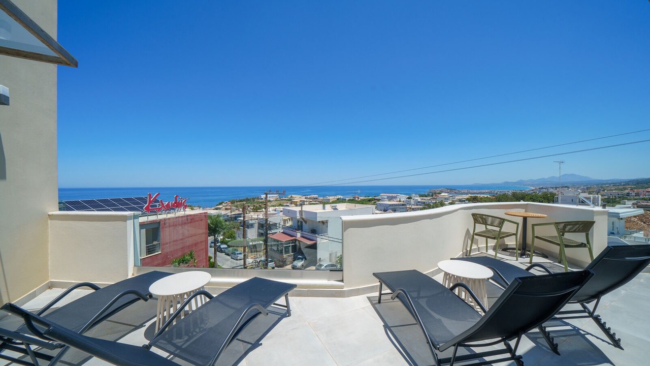 Photo of Patio Balcony in Violi Charaki