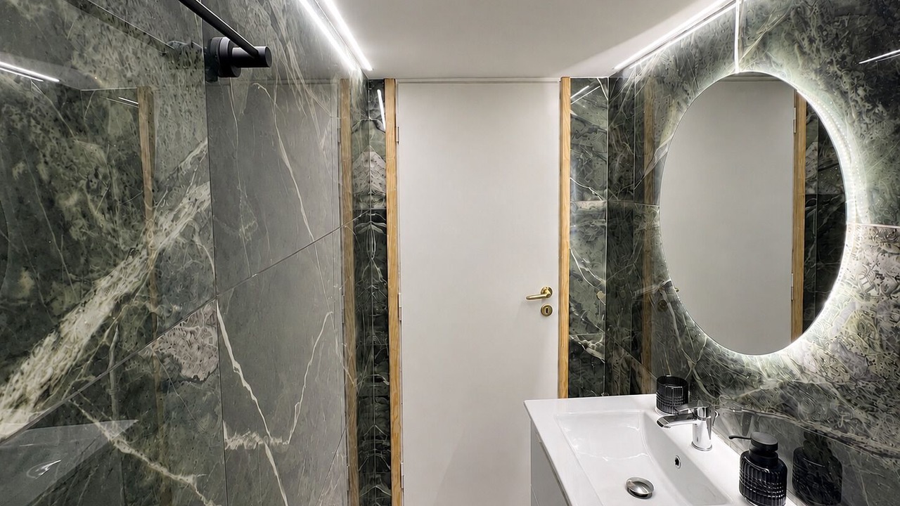 Photo of Bathroom in Voula
