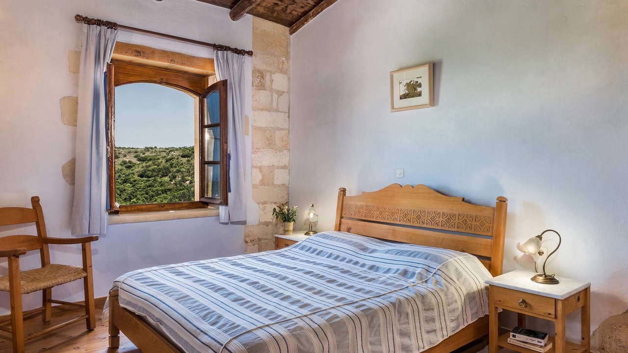 Photo of Bedroom in Maheri