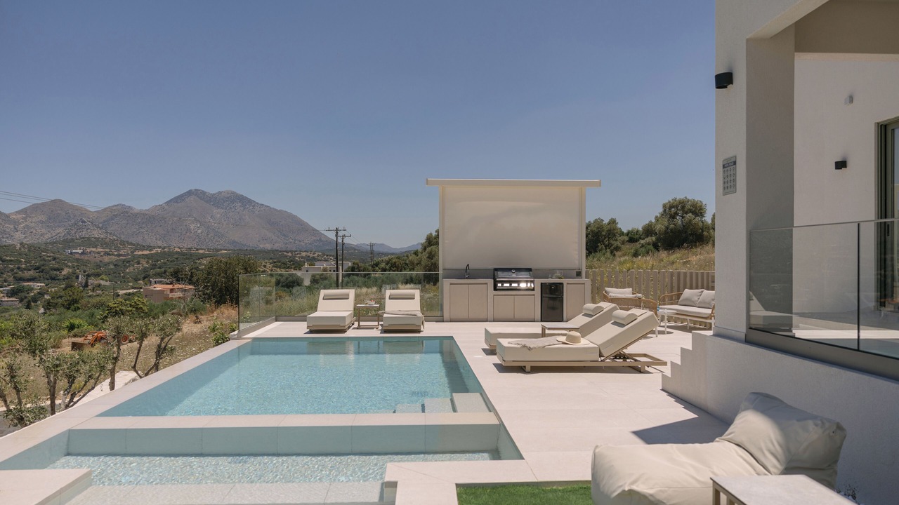 Photo of Outdoor in Perama
