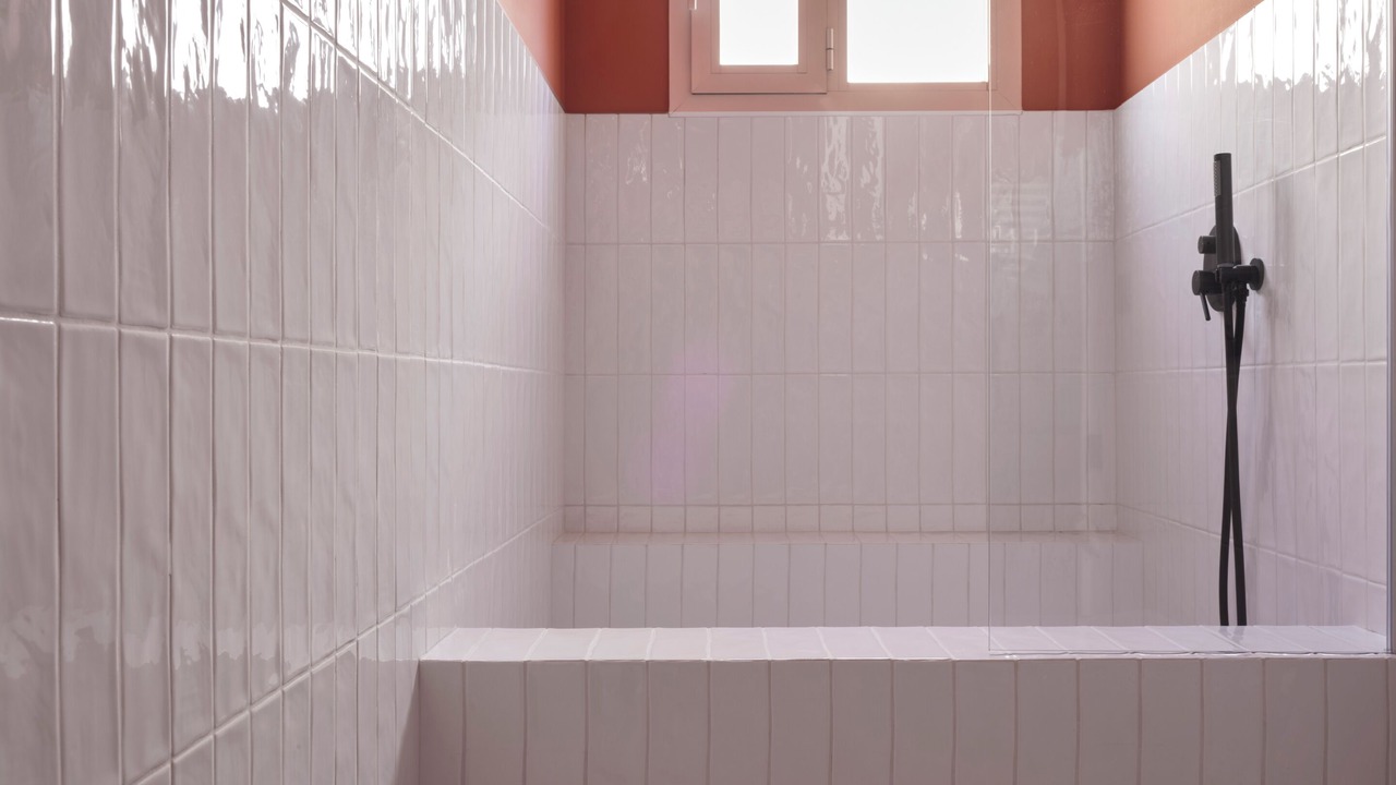 Photo of Bathroom in Neapoli