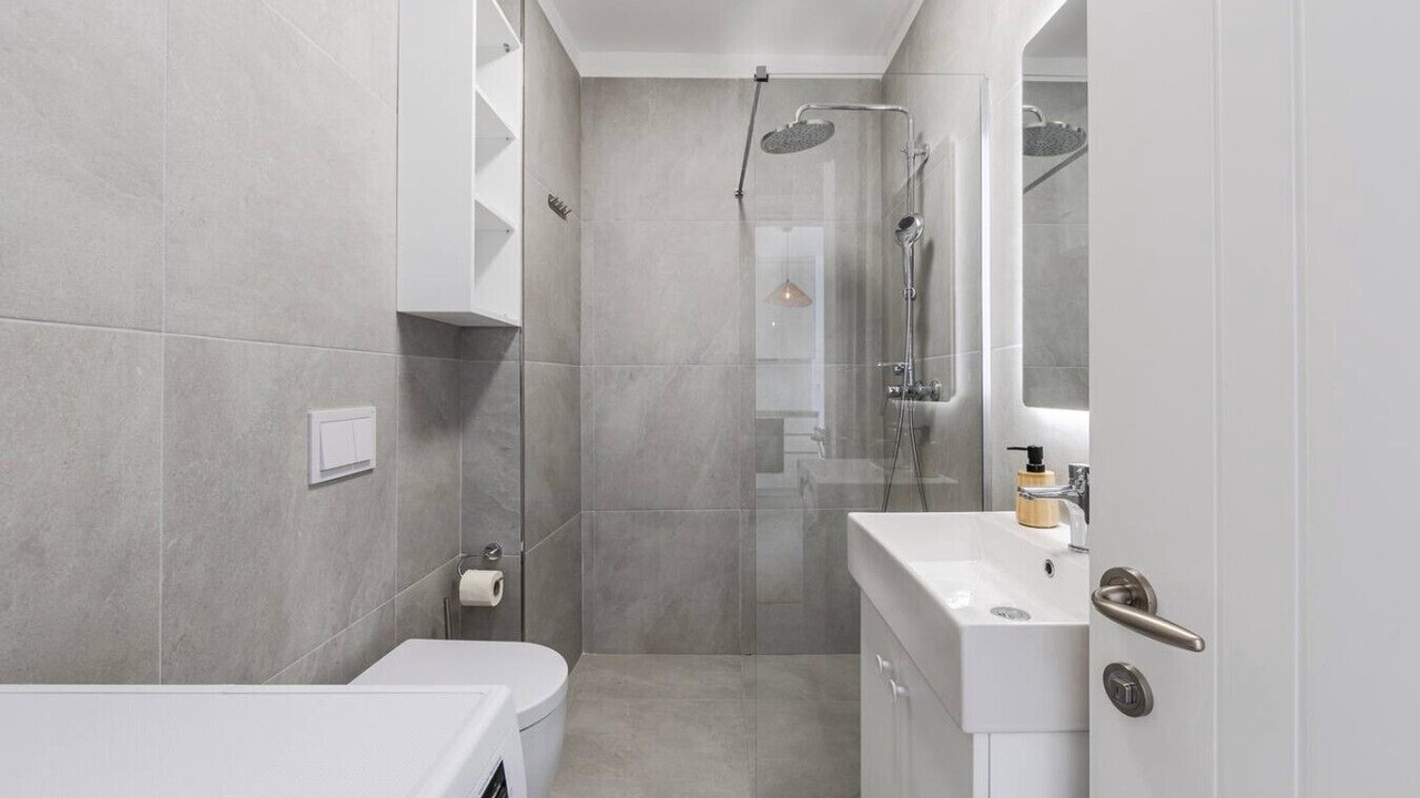 Photo of Bathroom in Dhermi