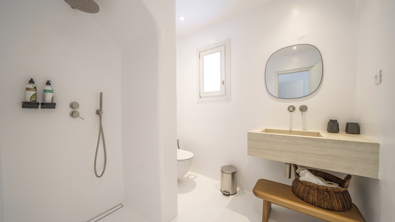 Photo of Bathroom in Paraga
