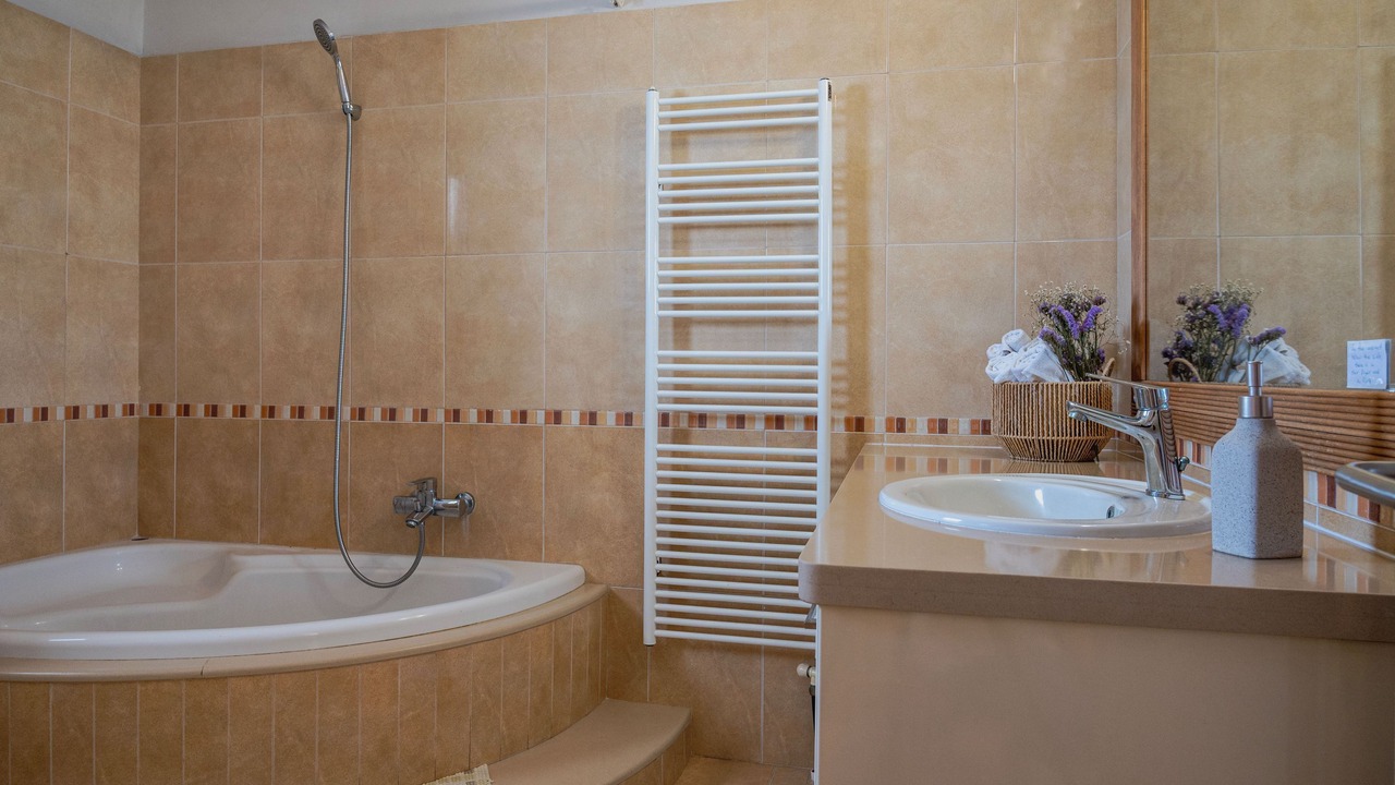 Photo of Bathroom in Kremasti