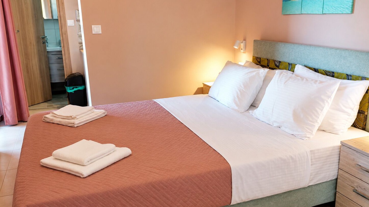 Photo of Bedroom in Gialos