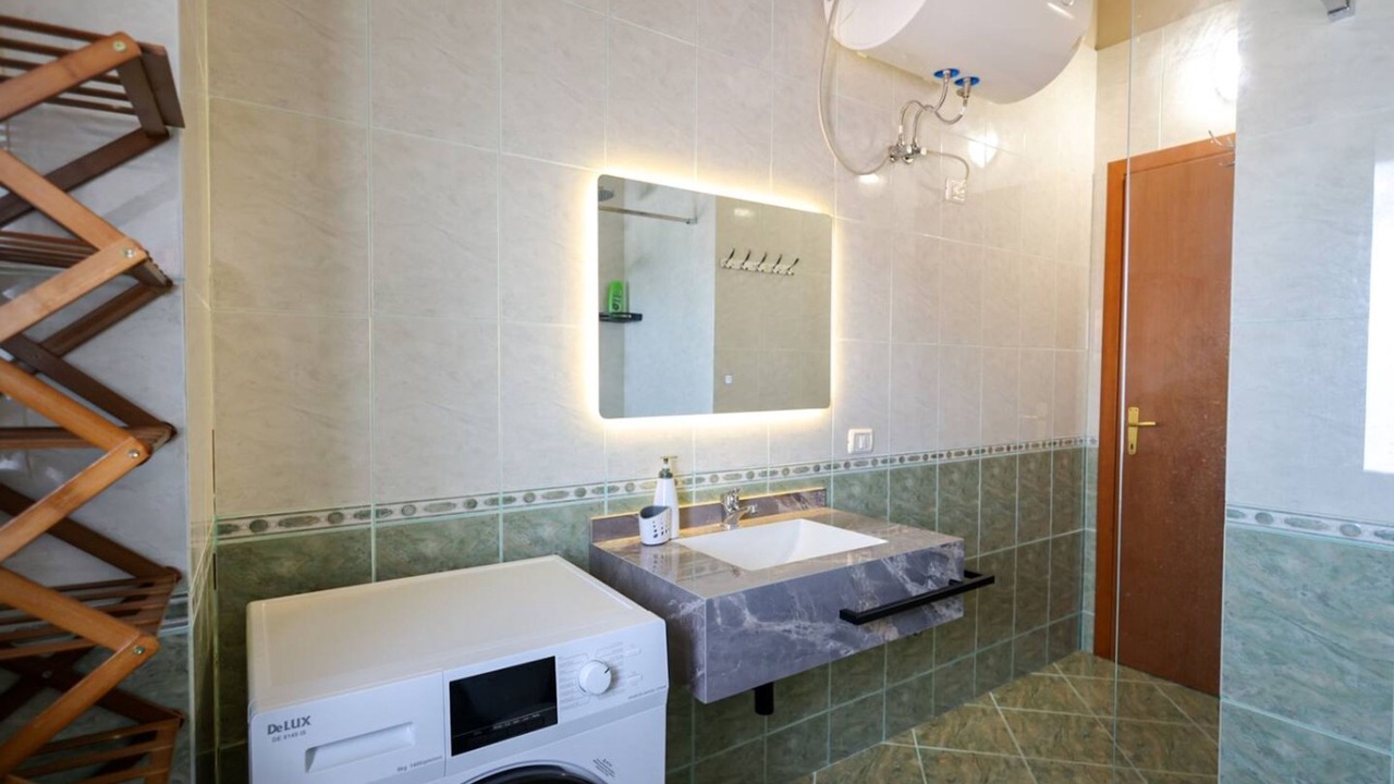 Photo of Bathroom in Golem