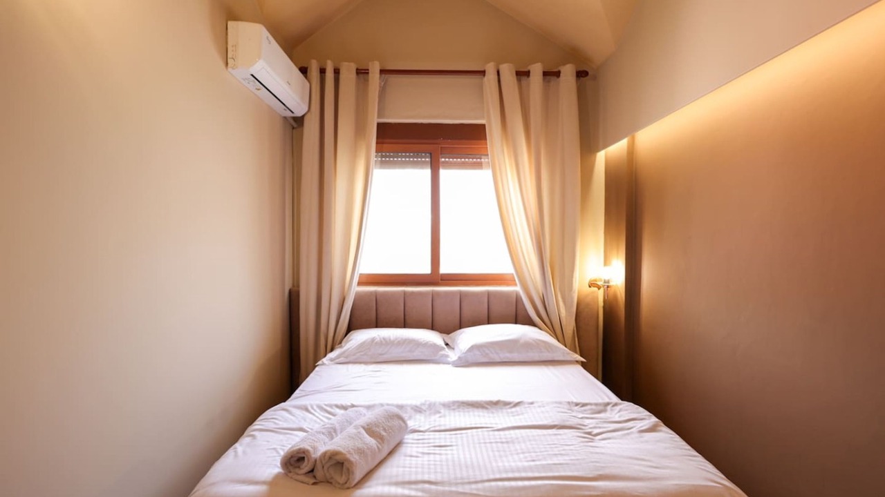 Photo of Bedroom in Golem