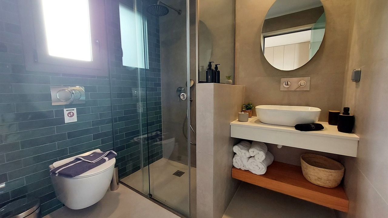 Photo of Bathroom in Platanes
