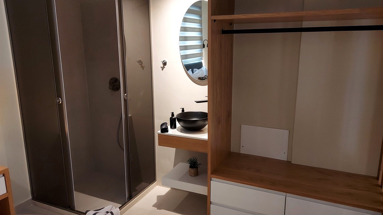 Photo of Bathroom in Platanes