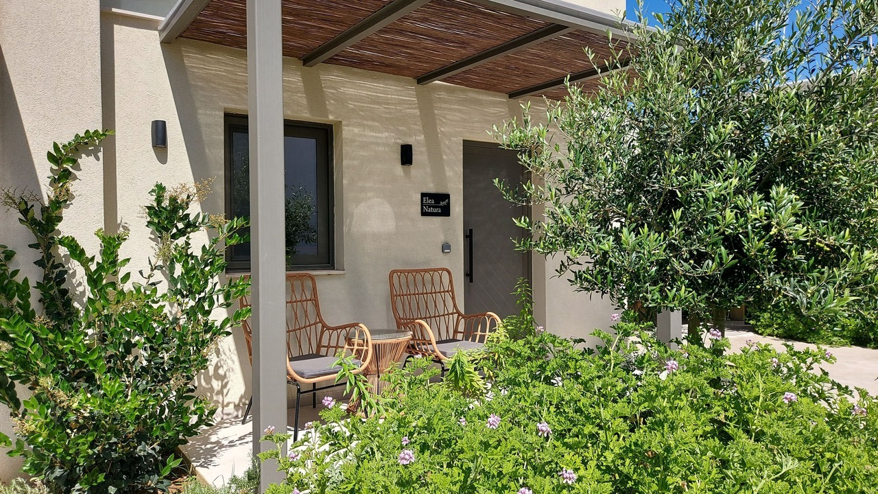 Photo of Outdoor in Platanes