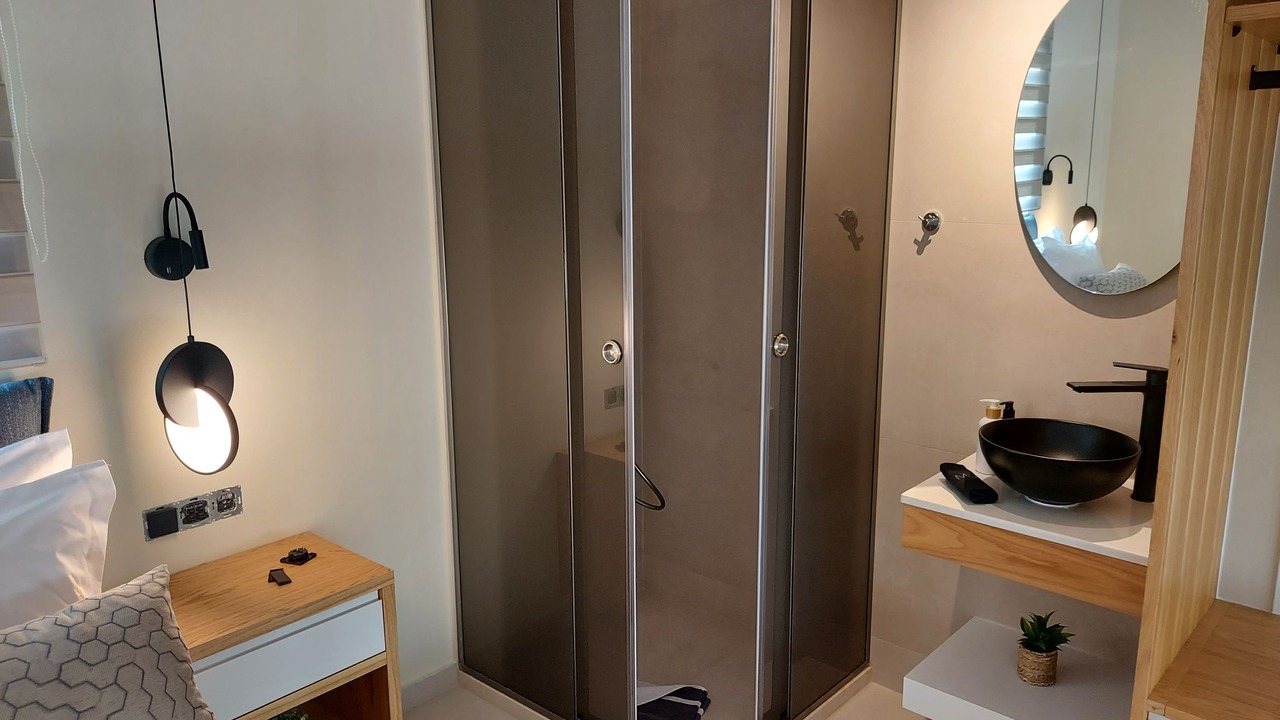 Photo of Bathroom in Platanes