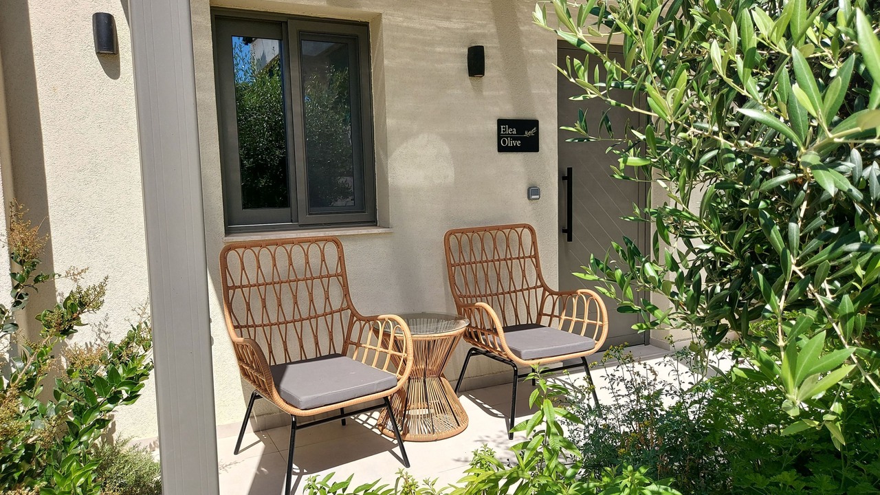 Photo of Outdoor in Platanes
