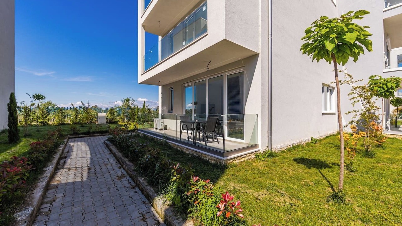 Photo of Outdoor in Sakës