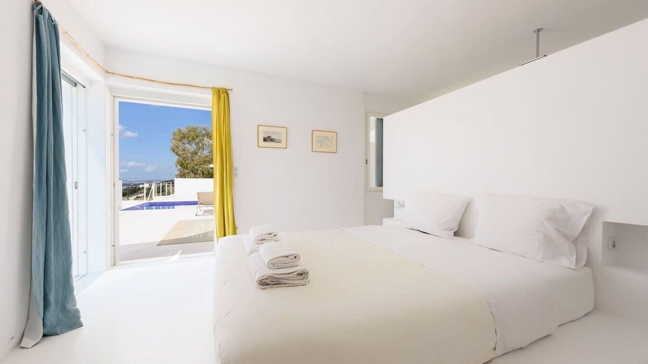 Photo of Bedroom in Paros