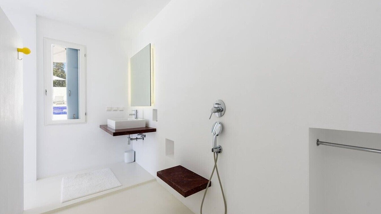 Photo of Bathroom in Paros