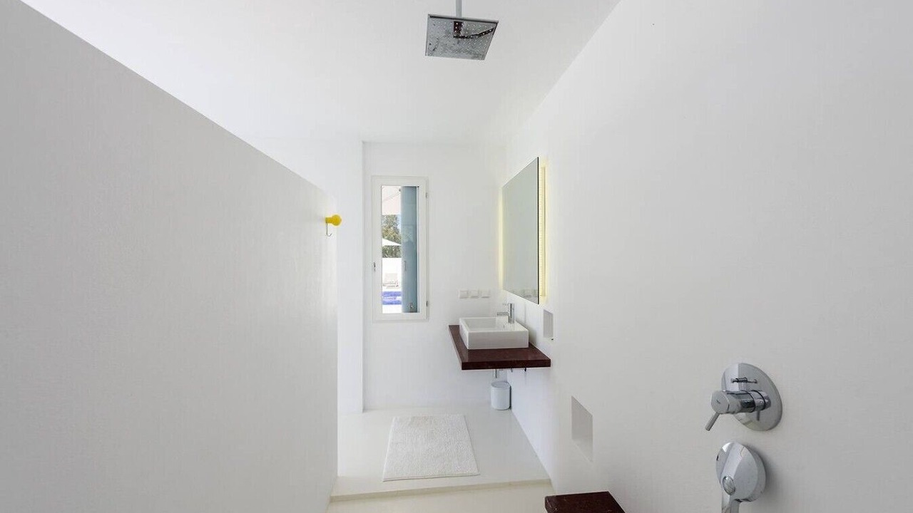 Photo of Bathroom in Paros