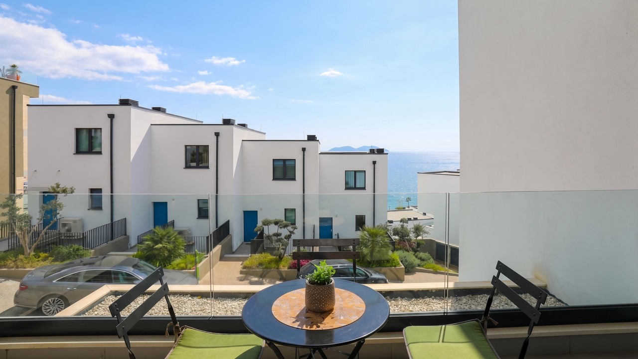 Photo of Patio Balcony in Vlore