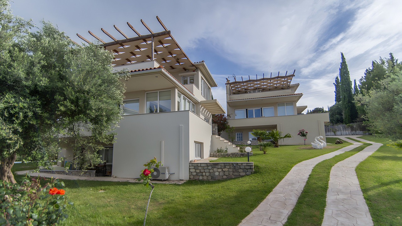 Photo of Outdoor in Aigio