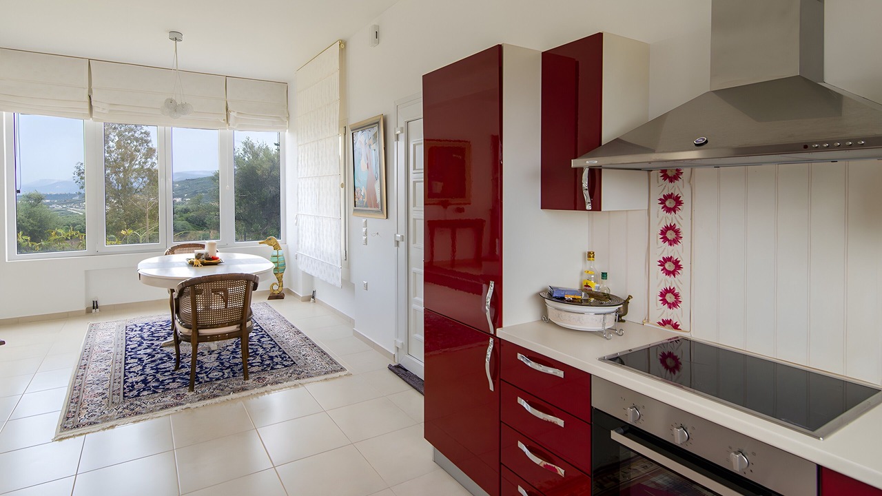 Photo of Kitchen in Aigio