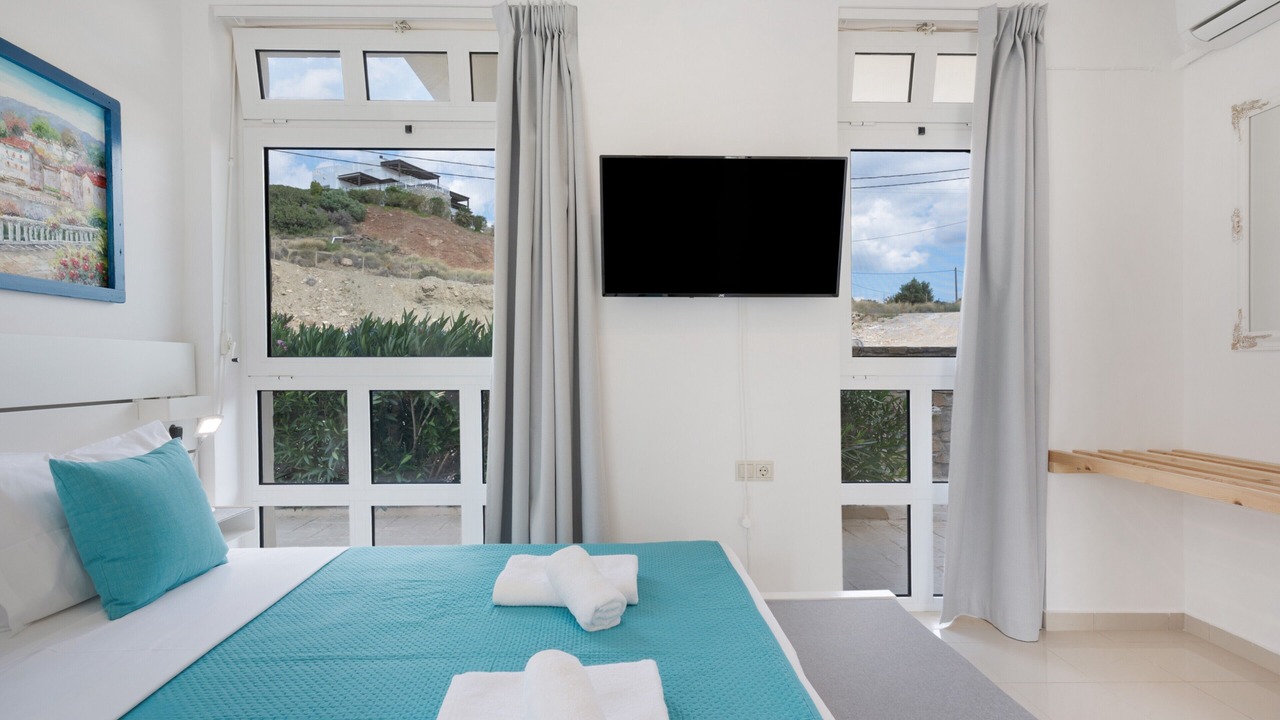 Photo of Bedroom in Makry Gialos