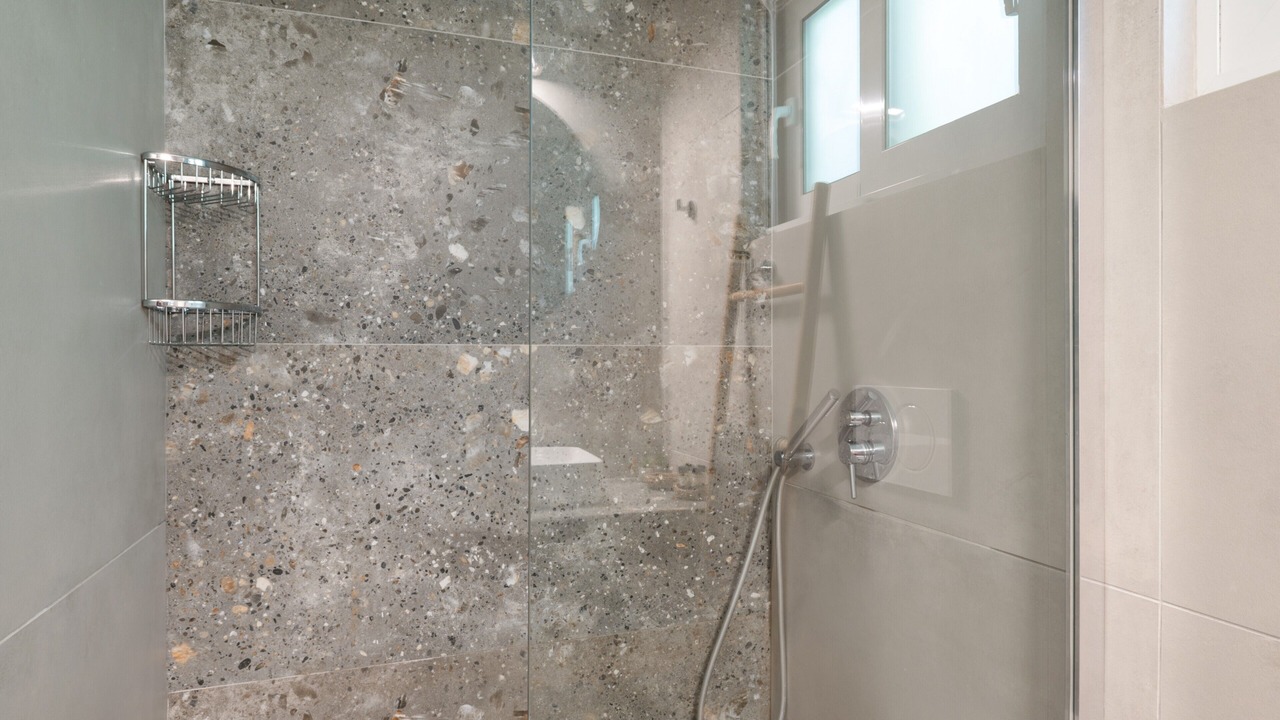 Photo of Bathroom in Voula