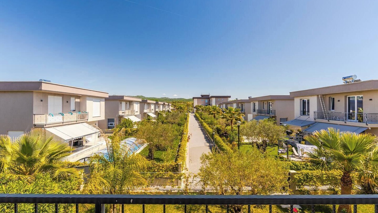 Photo of Patio Balcony in Ishem