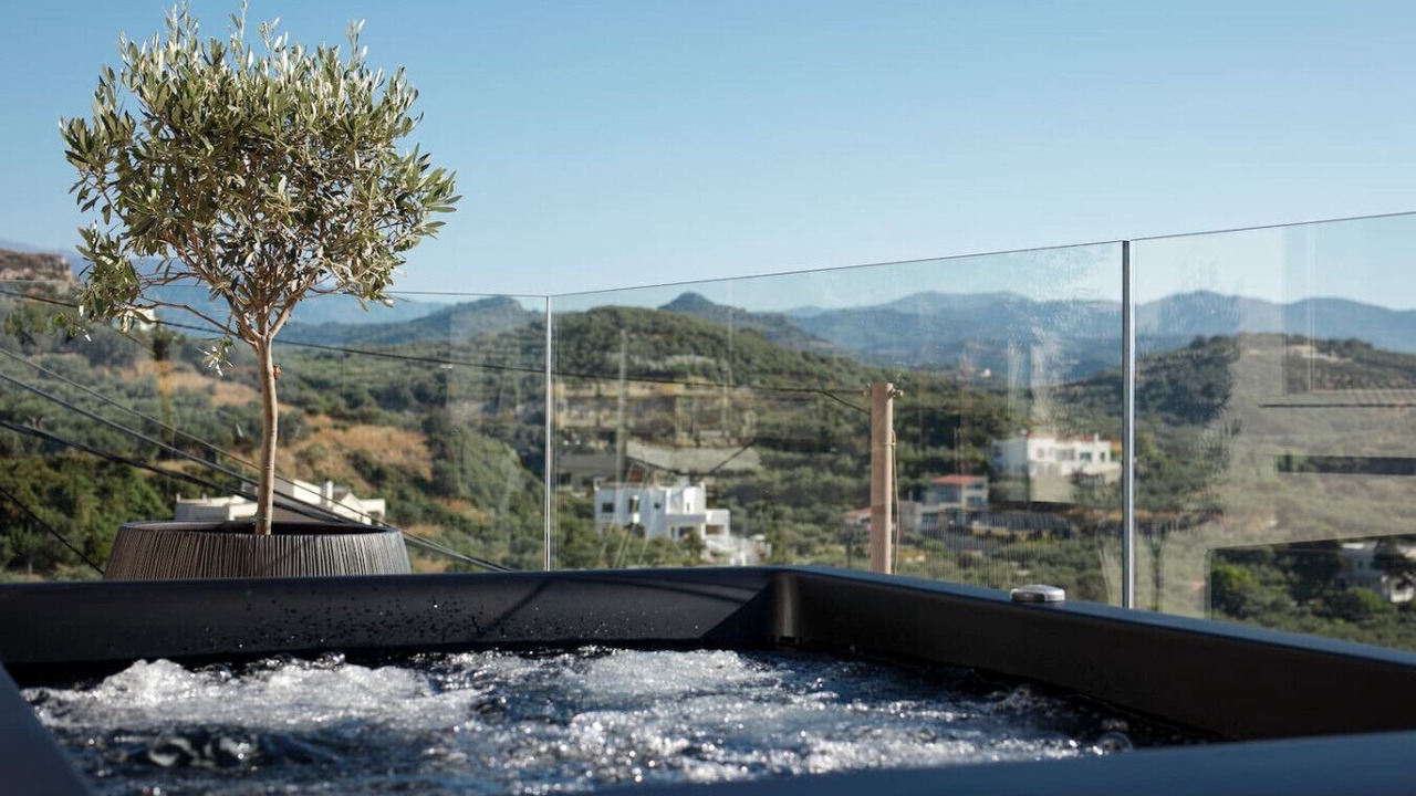 Photo of Outdoor in Platanias Town