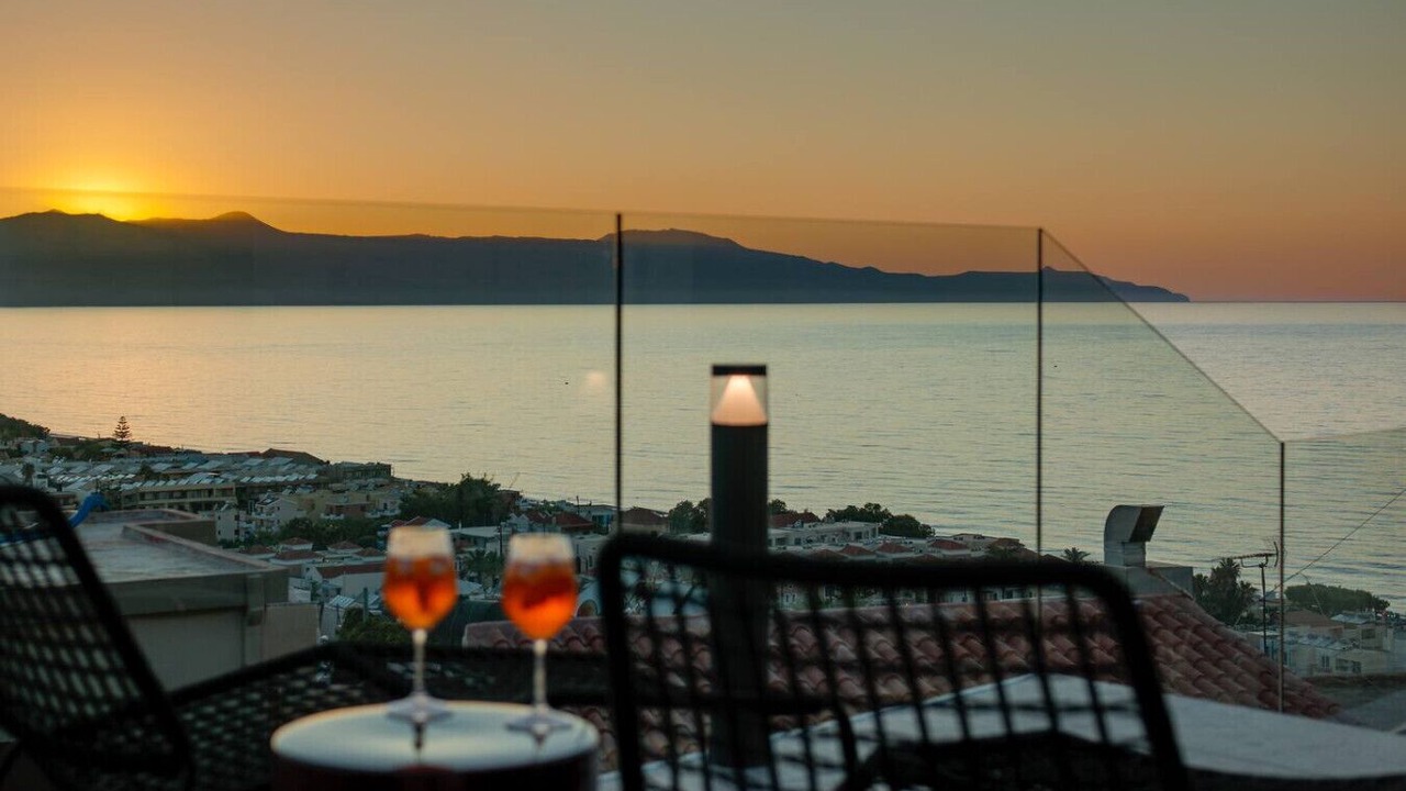 Photo of Patio Balcony in Platanias Town