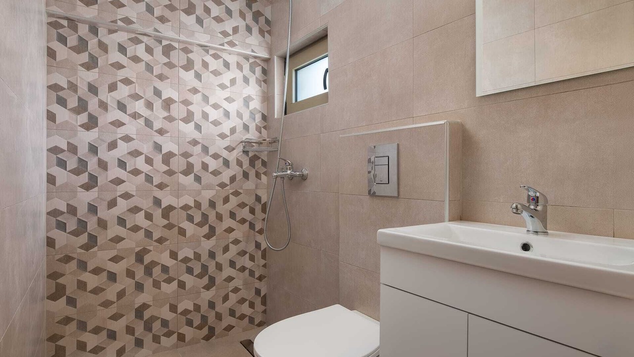 Photo of Bathroom in Petaloudes